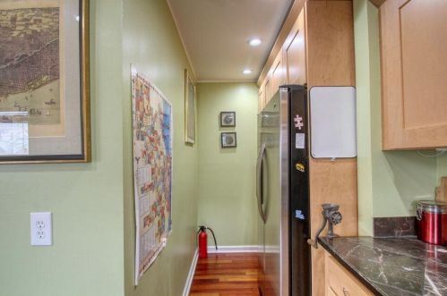 2126 Palmer St, Milwaukee WI 53212-3243 exterior