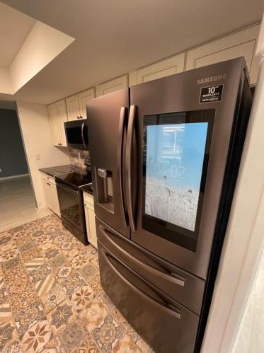 218 Roosevelt Ave, Lehigh Acres FL 33972-1200 exterior