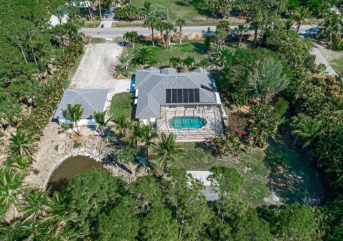 16702 87th Ln, Town Of Loxahatchee Groves FL  33470-1732 exterior