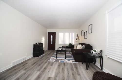 708 Dodge St, Watertown WI  53094-4749 exterior