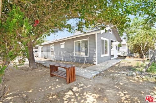 16771 B St, Victorville, CA 92395-3149