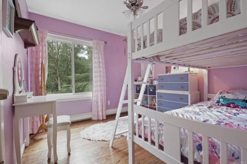 5 Highview Ter, Somers Town NY  10589-2800 exterior