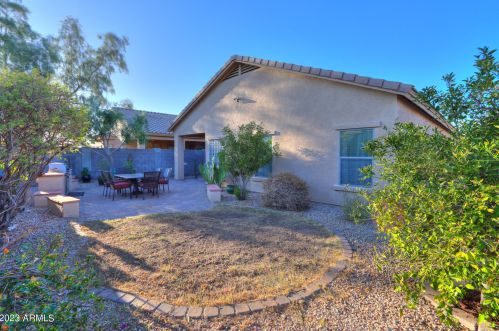 1325 Linda Dr, Casa Grande AZ  85122-3352 exterior