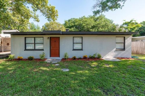 2960 23rd St, Sanford, FL 32771-4046
