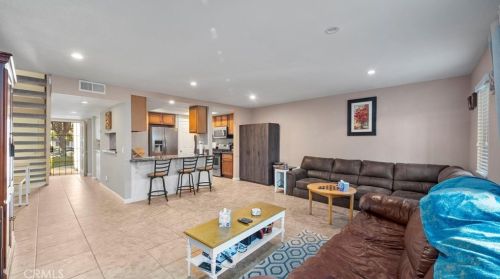 1286 Mohave Dr, Colton CA  92324-4755 exterior