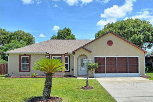 2049 Heathwood St, Deltona, FL 32725-3936