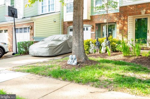 3983 Cressida Pl, Woodbridge, VA 22192-7632