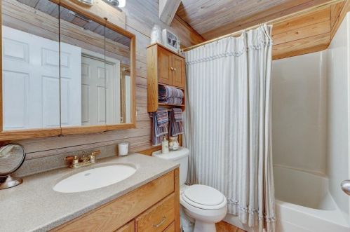 10132 Hwy 2301, Youngstown FL  32466-2448 exterior