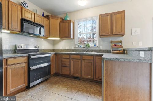 408 Liberty Blvd, Locust Grove VA  22508-5139 exterior