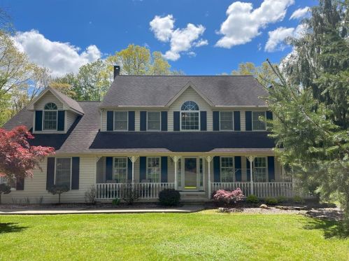 4659 Aspen Dr, Walnutport, PA 18088-9472