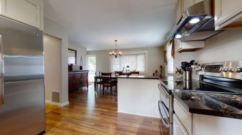 35 Overlook Rd, South Kingstown RI  02882-1246 exterior