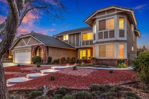 41537 Yancey Ln, Lancaster, CA 93536-2583