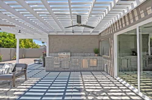 3925 86 St, Scottsdale AZ 85255-2184 exterior