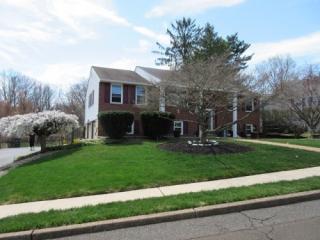 128 Westbrook Rd, Langhorne, PA 19053-2246