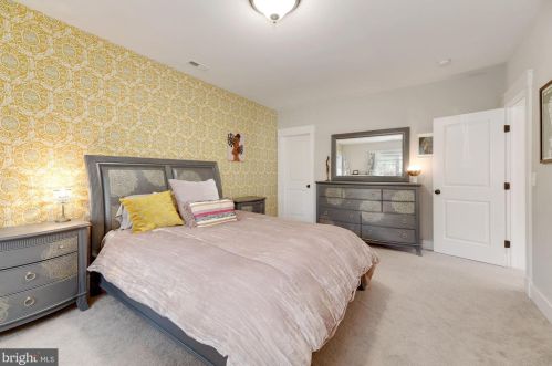 7413 Bethune St, Falls Church VA  22043-1316 exterior