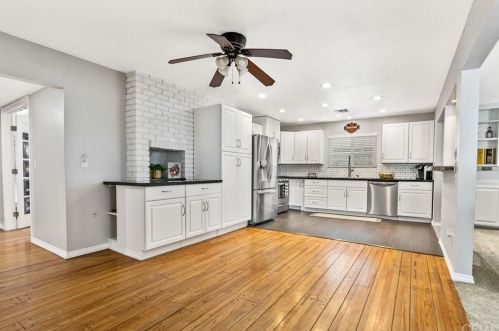 1243 Chestnut Ave, Orange CA 92867-3836 exterior