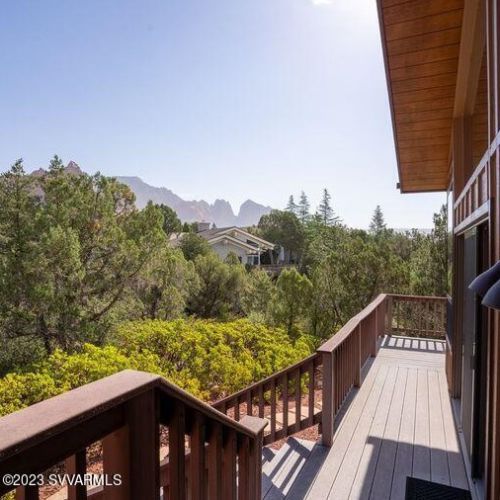 375 Shadow Rock Dr, Sedona AZ 86336-3451 exterior