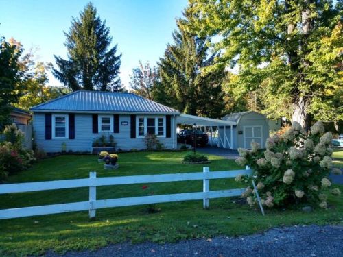 5412 Horseshoe Lake Rd, Batavia, NY 14020-9611