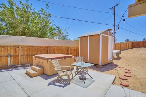 15742 Culver Rd, Victorville, CA 92394-1714