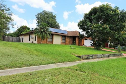 9248 New Orleans Dr, Orlando, FL 32818-9076
