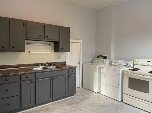 621 Watkins St, Covington, KY 41011-2138