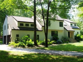 45 Blossom Ln, Kent Lakes, NY 10512-4300