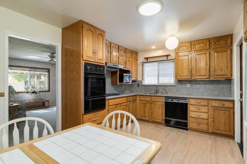 10816 Dunbar Way, Rancho Cordova, CA 95670-4945