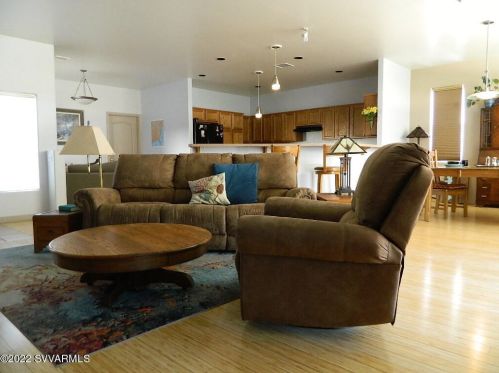 6375 Starry Night Ct, Cornville, AZ 86325-4873