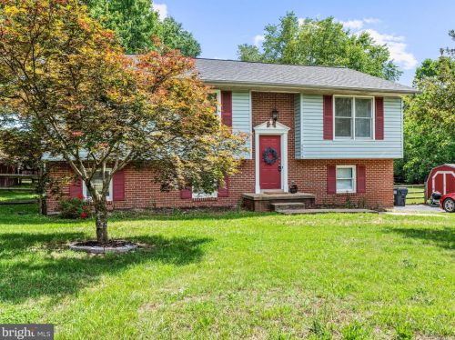 6604 Green Arbor Dr, Fredericksburg, VA 22407-1774