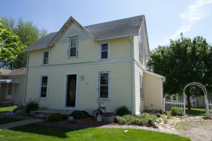 108 4th Ave, Midvale, IA 50124-9438