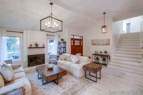 10142 Rookwood Dr, San Diego, CA 92131-1611