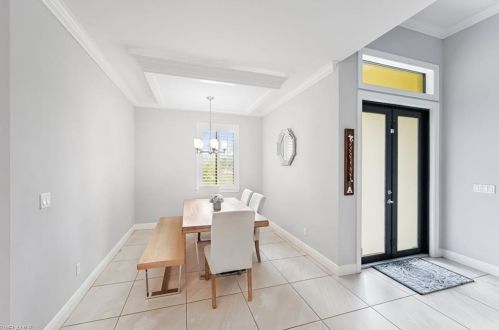 3811 14th Ave, Naples, FL 34120-3665