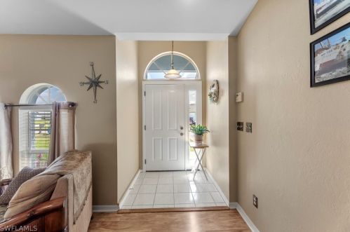 1304 17th Pl, Cape Coral, FL 33991-2367