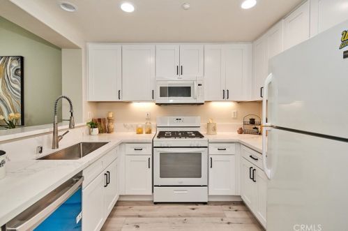 1218 Timberwood, Irvine CA  92620-0276 exterior