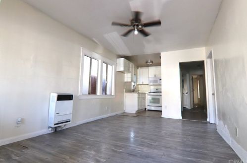 2111 Lemon Ave, Long Beach, CA 90806-5121