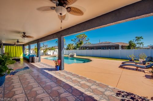2505 20th Ave, Cape Coral FL  33904-3226 exterior