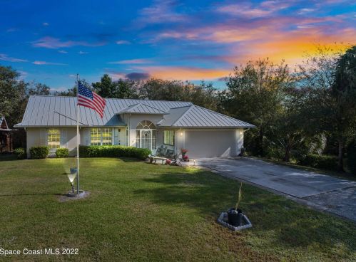 8566 97th Ct, Vero Beach FL  32967-3458 exterior