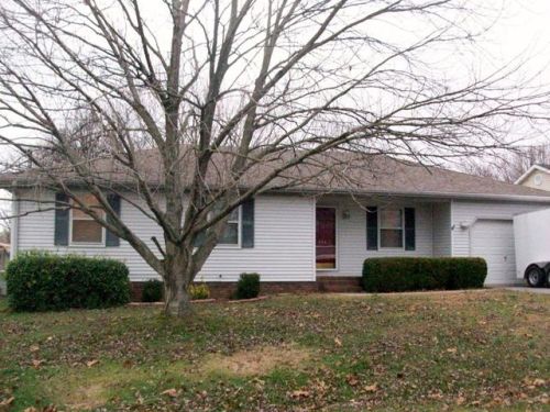 535 Fox Chase Ct, Hopkinsville, KY 42240-5144