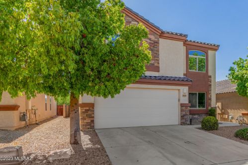 7972 Nautilus Dr, Tucson, AZ 85756-9309