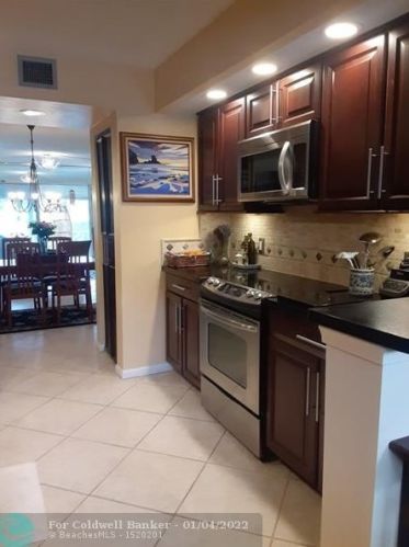 800 125th Way, Hollywood, FL 33027-1791