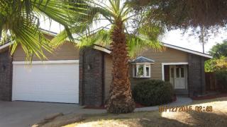 1936 Woodridge Way, Hanford, CA 93230-2140