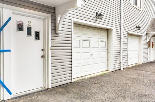 46 Martin St, Stamford, CT 06902-6255