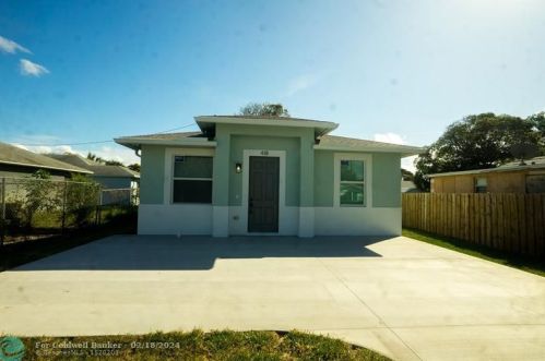418 12th Ave, Boynton Beach, FL 33435-6035