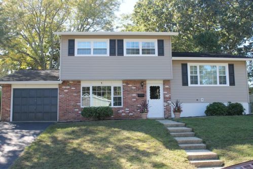 1 Alaska Ave, Jackson Twp, NJ 08527-1801
