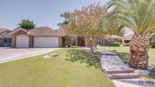12307 Red Rose Way, Bakersfield, CA 93312-3525