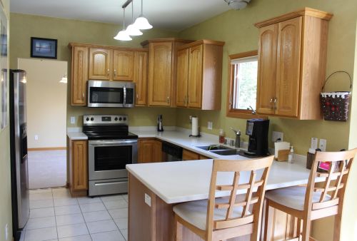 11597 14 Ave, Kenosha WI 53140-2281 exterior