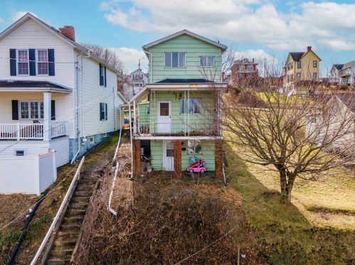 1612 Trimble Ave, Mckeesport, PA 15133-3331