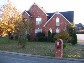 1186 Blake Ct, Murfreesboro TN  37130-9535 exterior
