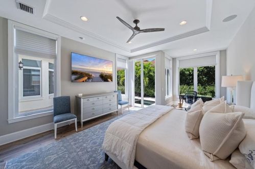 2139 Torino Way, Naples FL  34105-3033 exterior