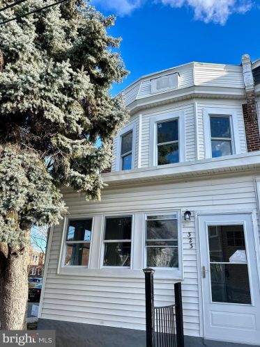 323 26th St, Wilmington, DE 19802-4315